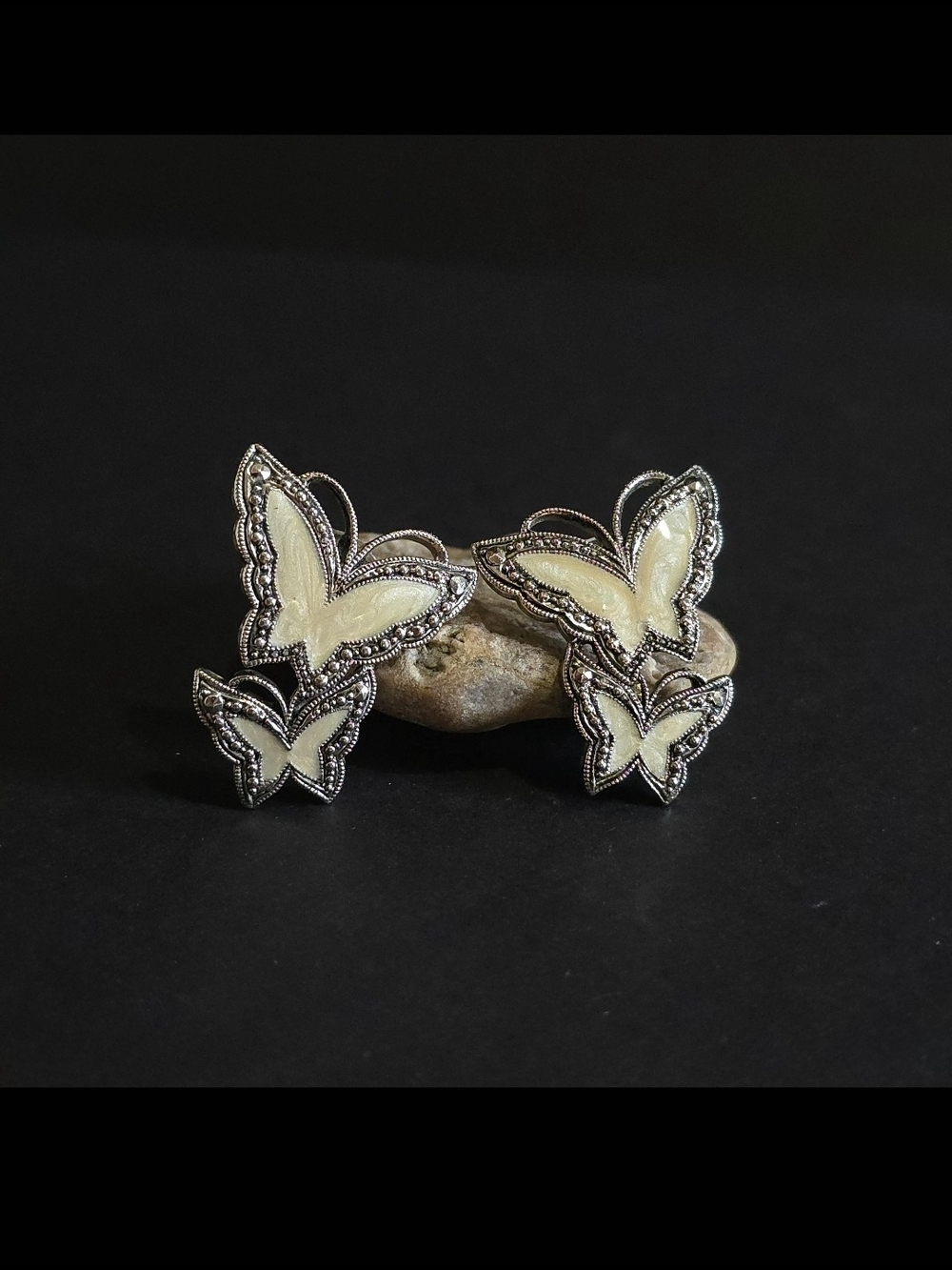 Avon Butterfly Statement Earrings in Silver And Cream